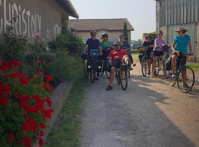 Chai Paulette Oda ve Kahvaltı Saint-Christoly-Médoc